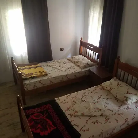 Bujtinagrrela